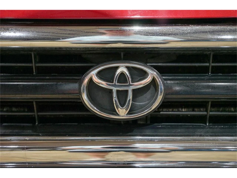1994 Toyota Hilux 5th Gen - Image 21 of 31