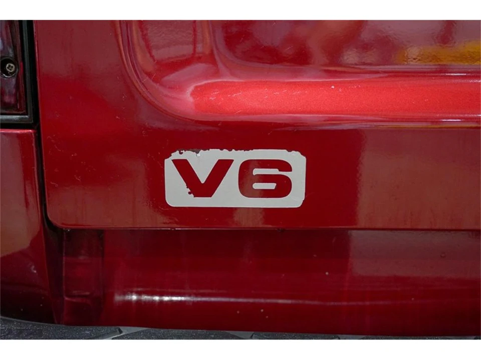 1994 Toyota Hilux 5th Gen - Image 23 of 31