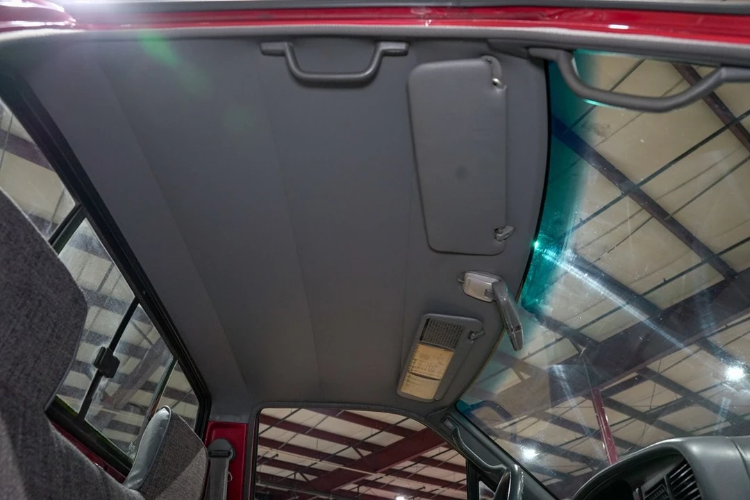 1994 Toyota - Image 26 of 31