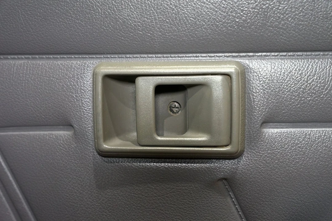 1994 Toyota - Image 24 of 31