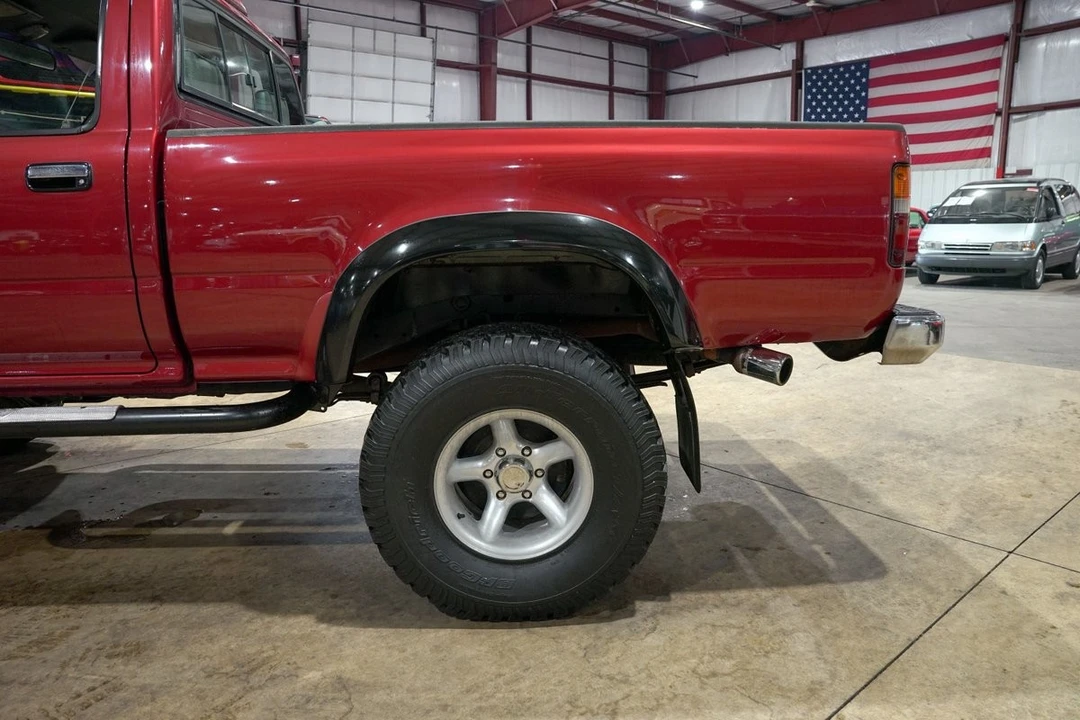 1994 Toyota - Image 2 of 31