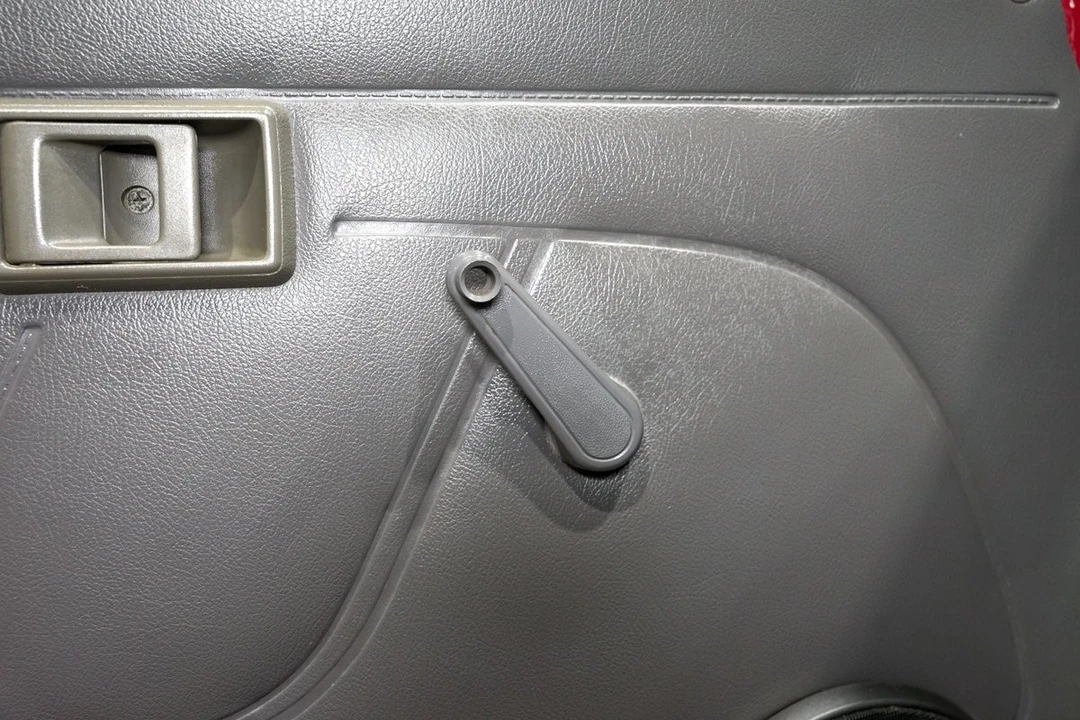 1994 Toyota - Image 30 of 31