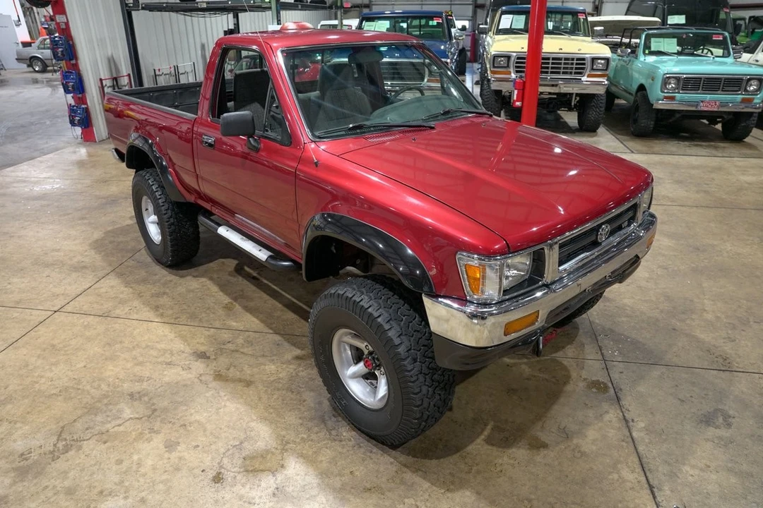 1994 Toyota - Image 6 of 31