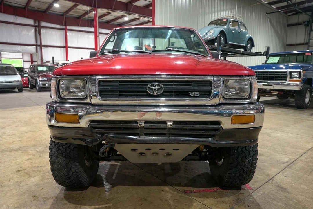 1994 Toyota - Image 5 of 31
