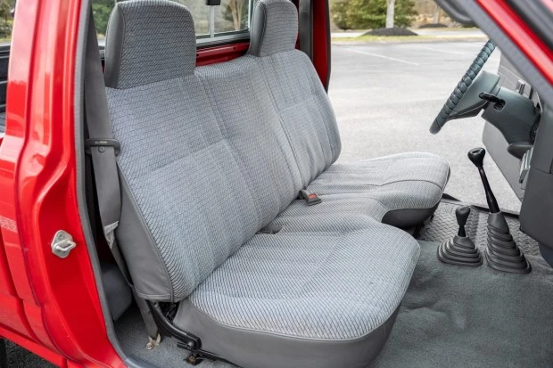 1994 Toyota Hilux 5th Gen - Image 4 of 8