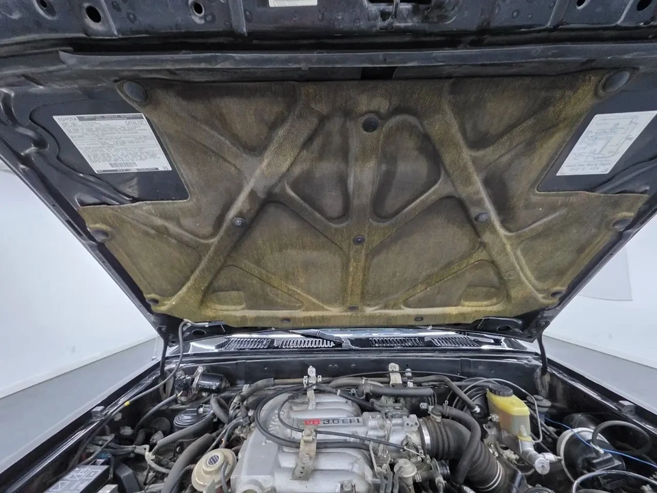 1994 Toyota Hilux 5th Gen - Image 27 of 30