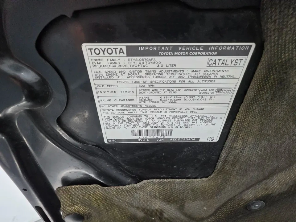 1994 Toyota Hilux 5th Gen - Image 28 of 30