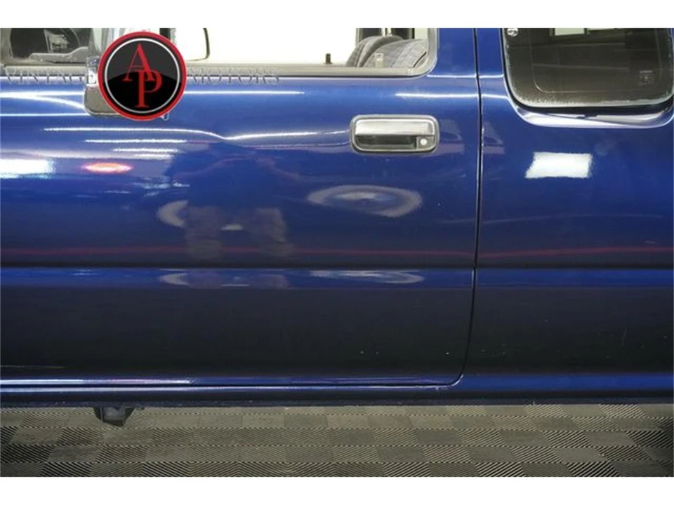 1994 Toyota Hilux 5th Gen - Image 13 of 31
