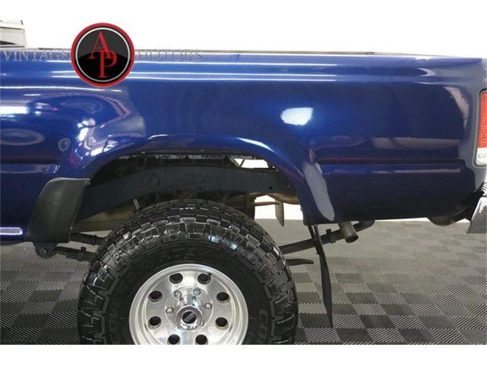 1994 Toyota Hilux 5th Gen - Image 14 of 31