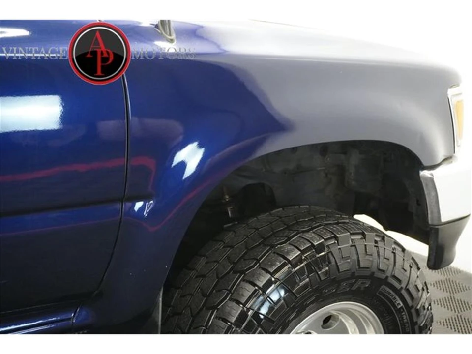 1994 Toyota Hilux 5th Gen - Image 27 of 31