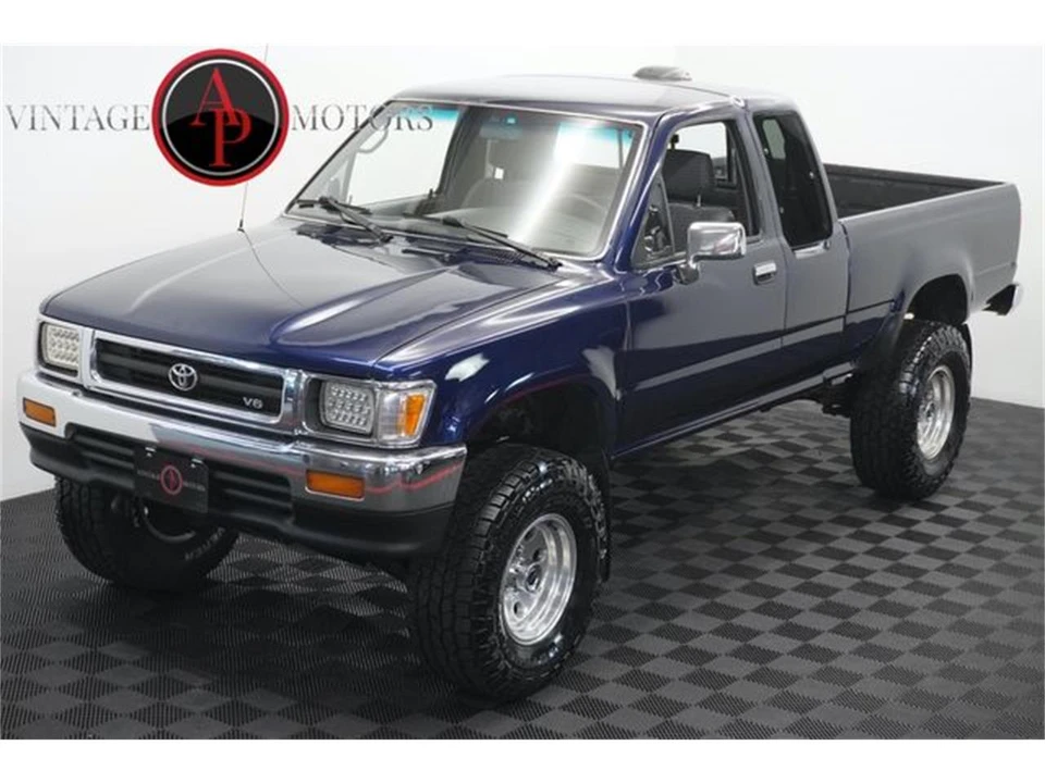 1994 Toyota Hilux 5th Gen - Image 8 of 31