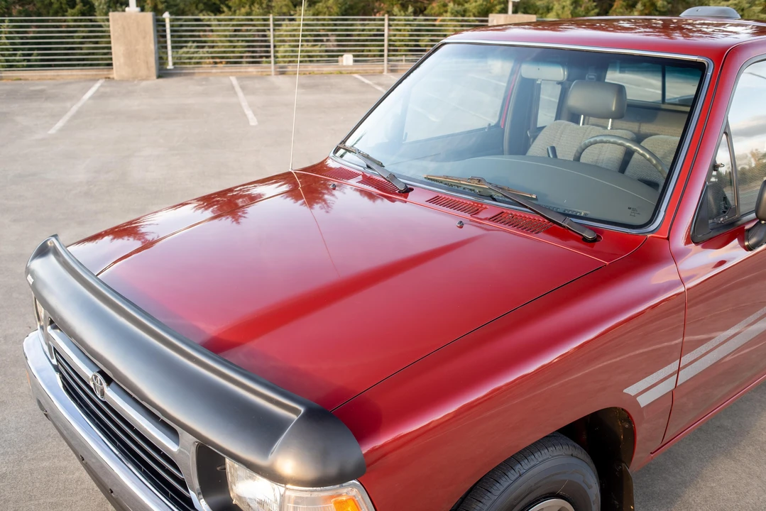 1994 Toyota Hilux 5th Gen - Image 27 of 31