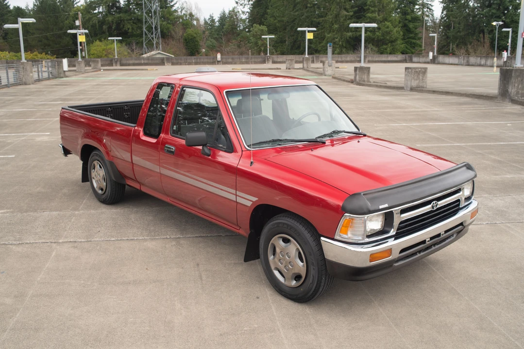 1994 Toyota Hilux 5th Gen - Image 20 of 31