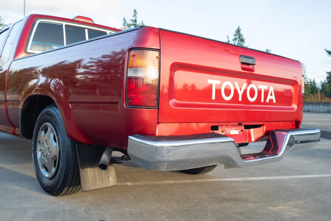 1994 Toyota Hilux 5th Gen - Image 31 of 31