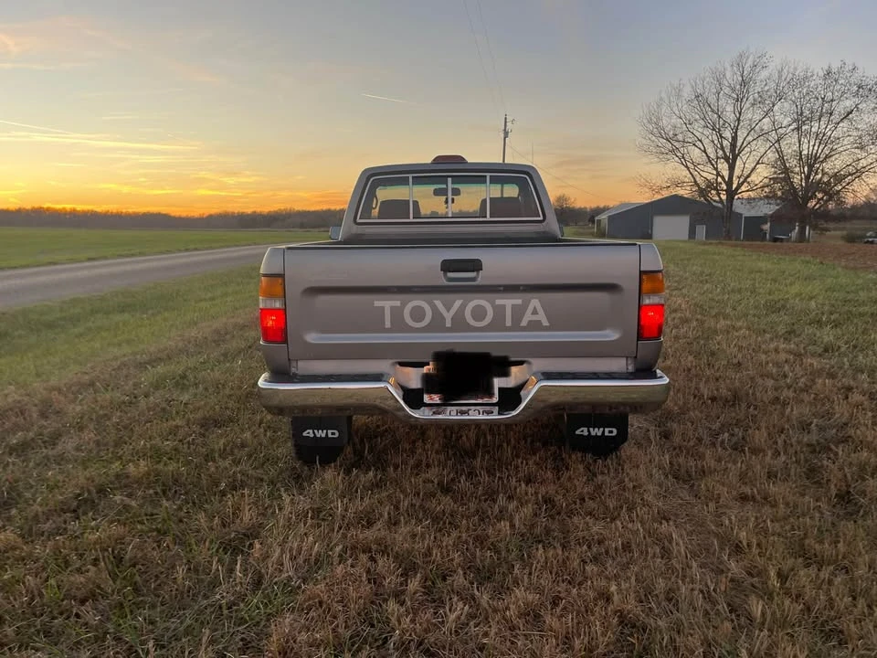 1994 Toyota T100 - Image 7 of 19