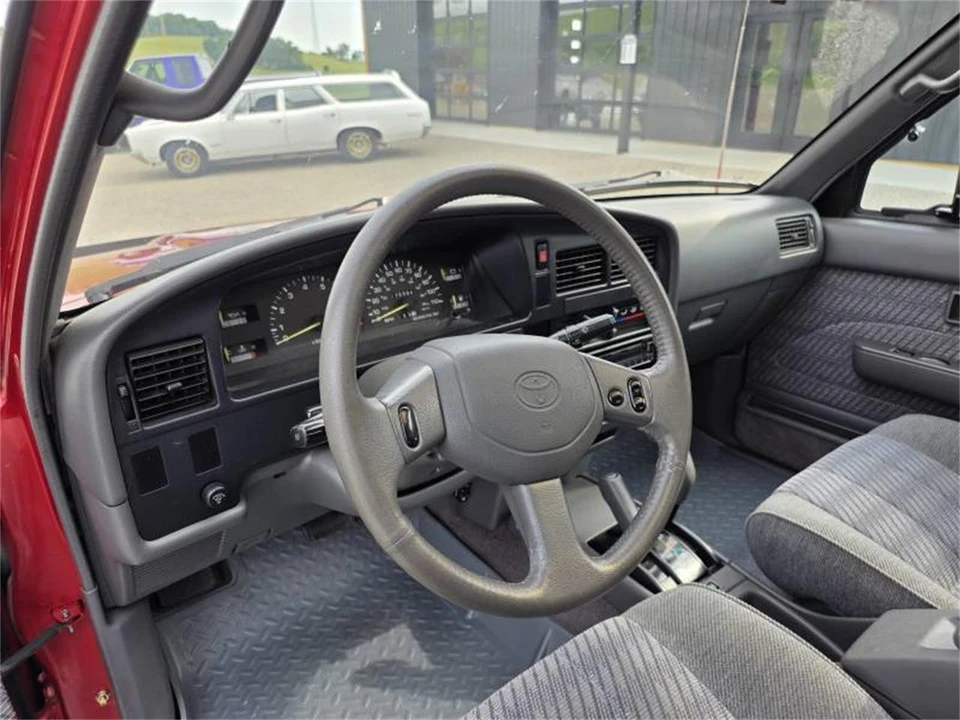 1994 Toyota Corolla 7th Gen - Image 26 of 31
