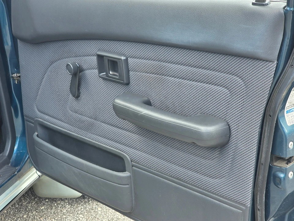 1994 Toyota Caldina - Image 7 of 31