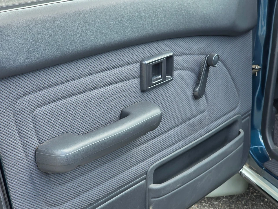 1994 Toyota Caldina - Image 18 of 31