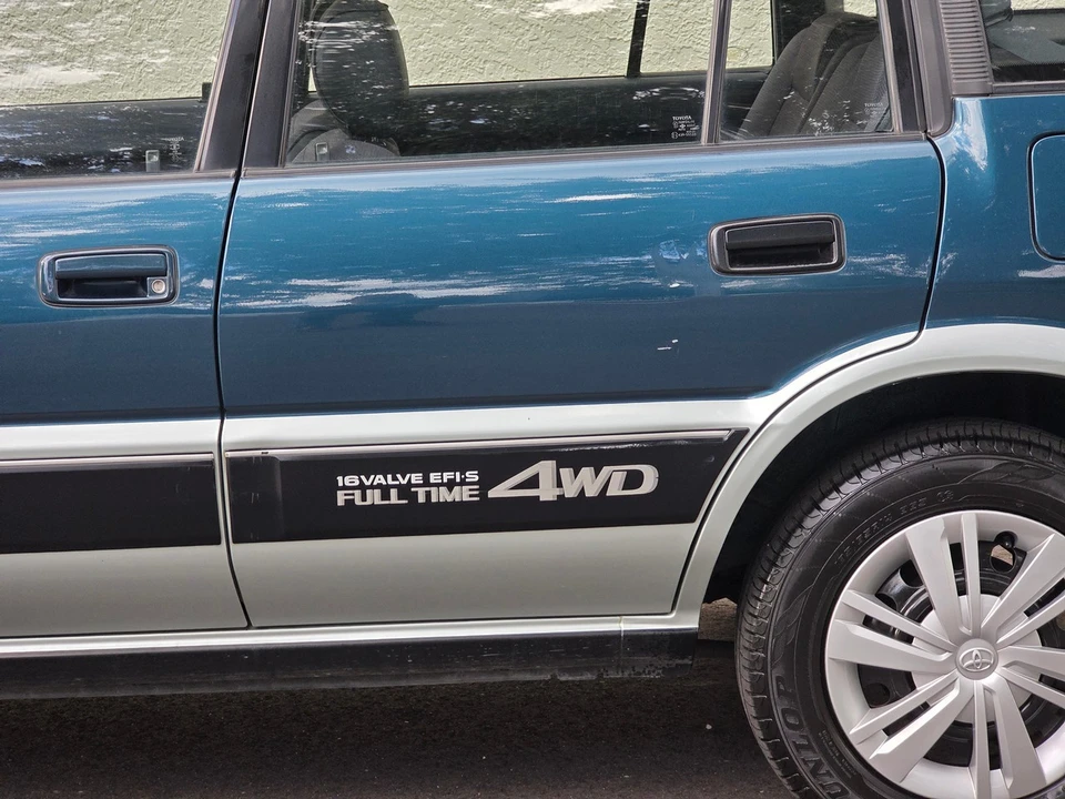 1994 Toyota Caldina - Image 28 of 31