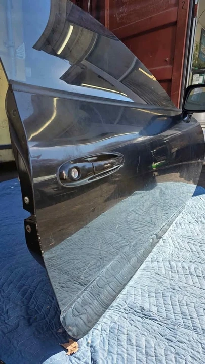 1994 Parts & Memorabilia Bodywork - Image 2 of 9