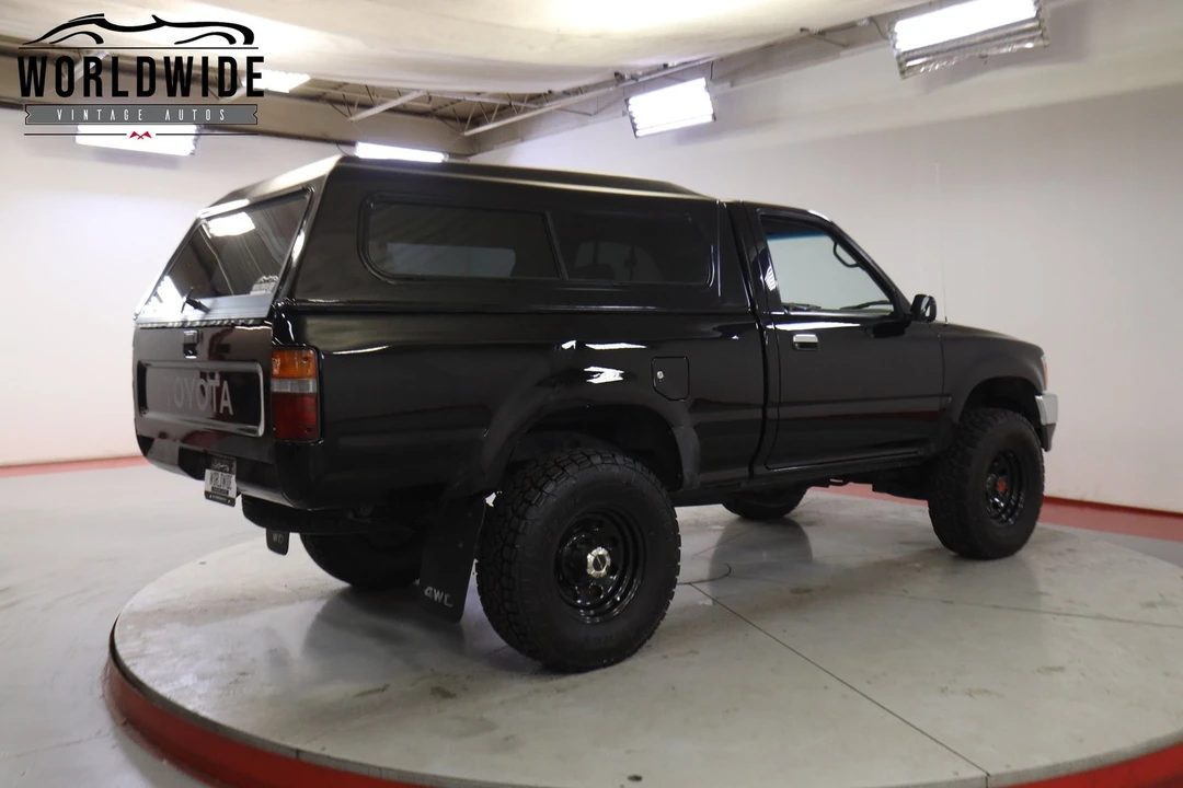 1994 Toyota Dolphin - Image 6 of 12