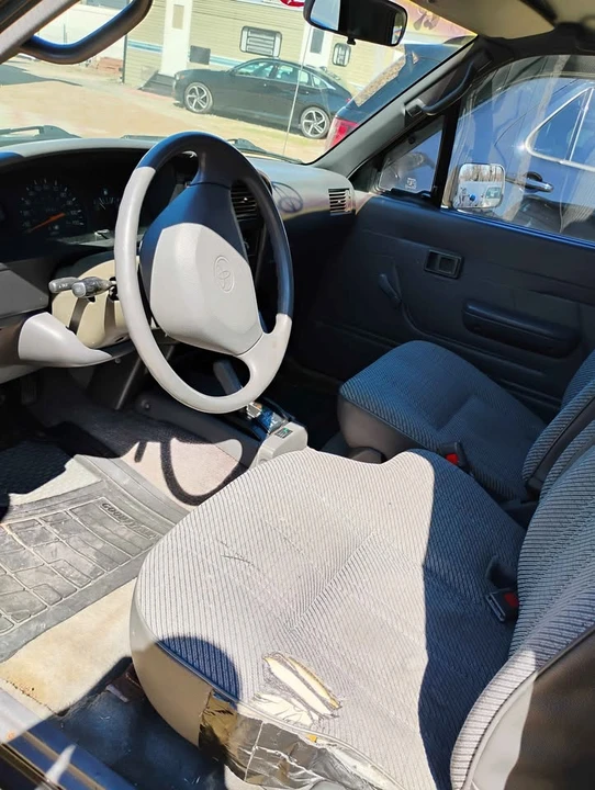 1994 Toyota - Image 9 of 11