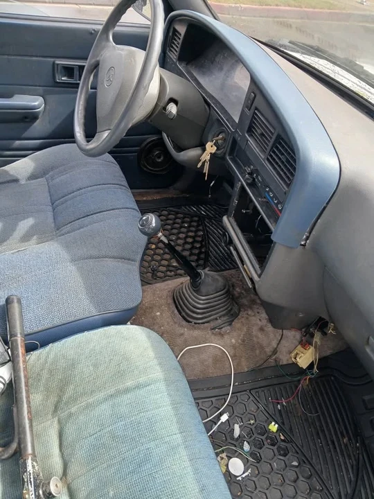 1994 Toyota Dolphin - Image 3 of 3