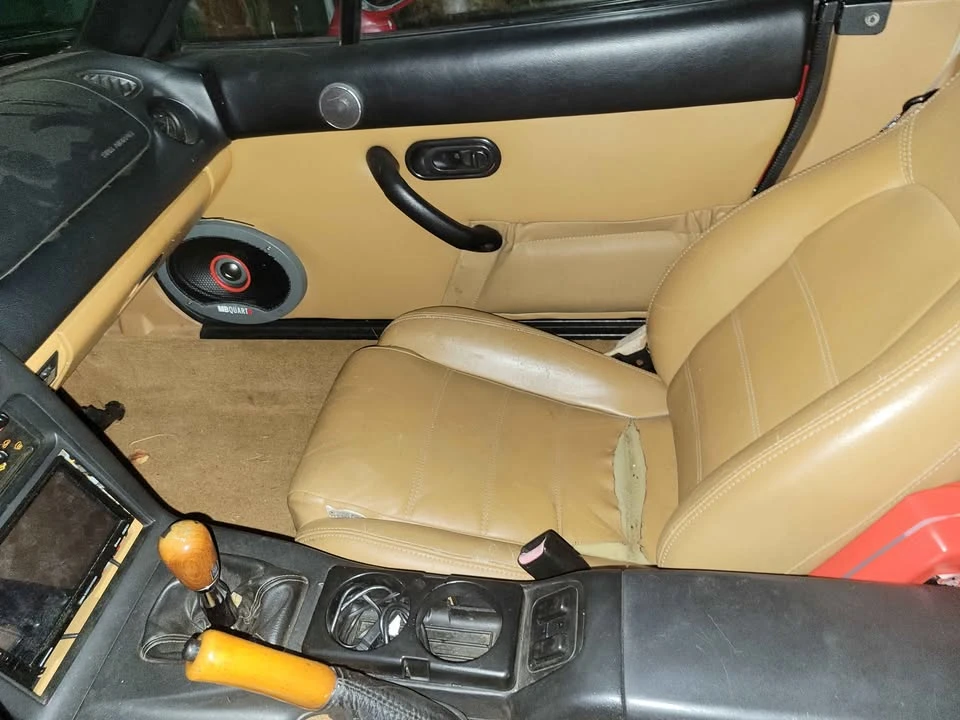 1994 Mazda NA MX-5 Miata - Image 8 of 8