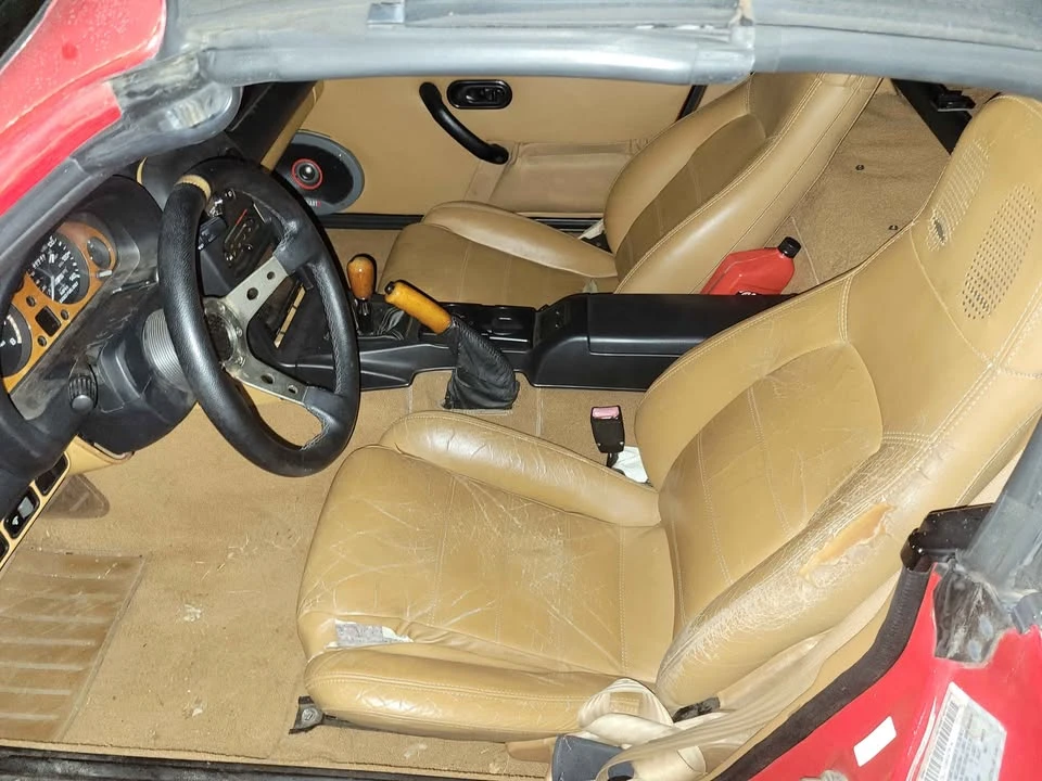 1994 Mazda NA MX-5 Miata - Image 6 of 8
