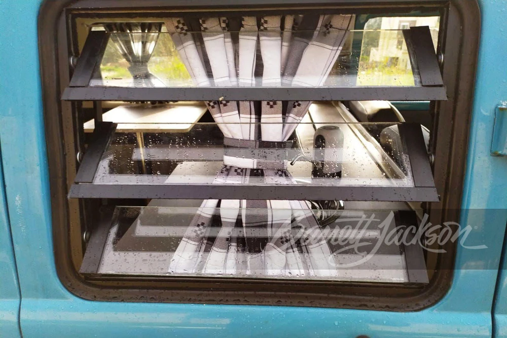 1994 Volkswagen Bay-Window Camper - Image 12 of 18
