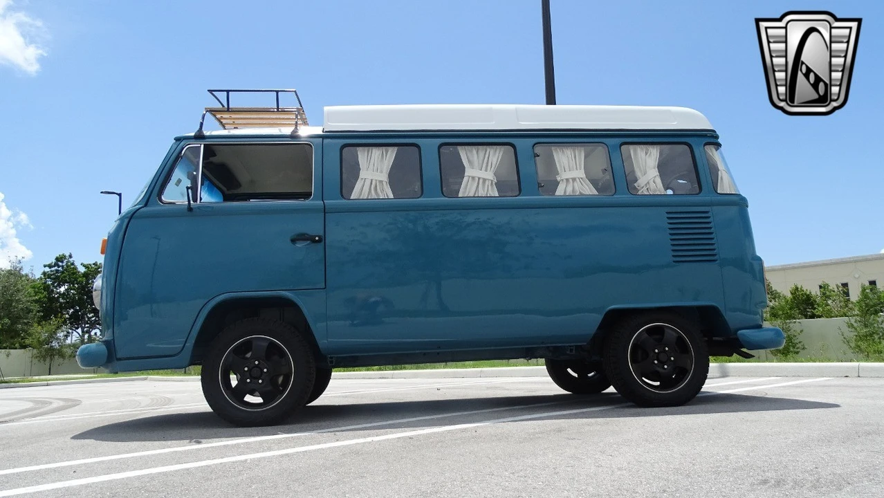 1994 Volkswagen EuroVan - Image 10 of 12