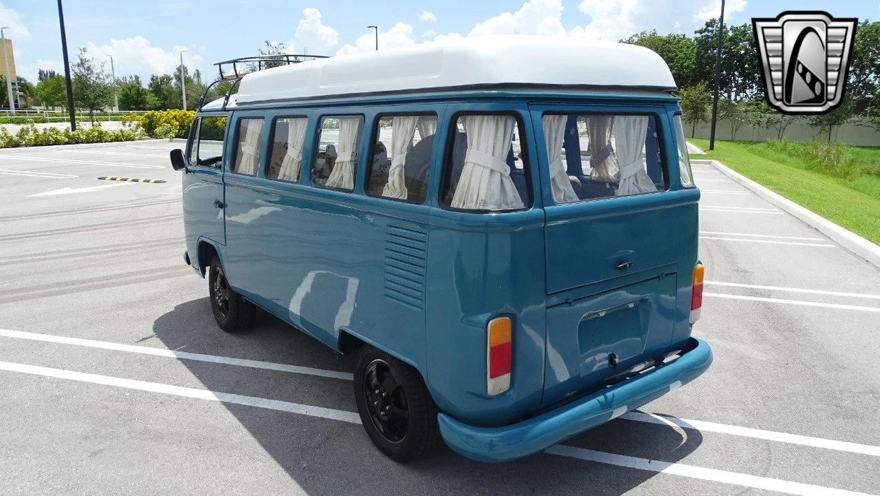 1994 Volkswagen EuroVan - Image 11 of 12