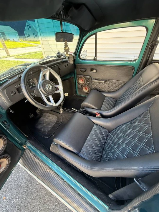 1994 Volkswagen Beetle (1980-2003) - Image 8 of 9