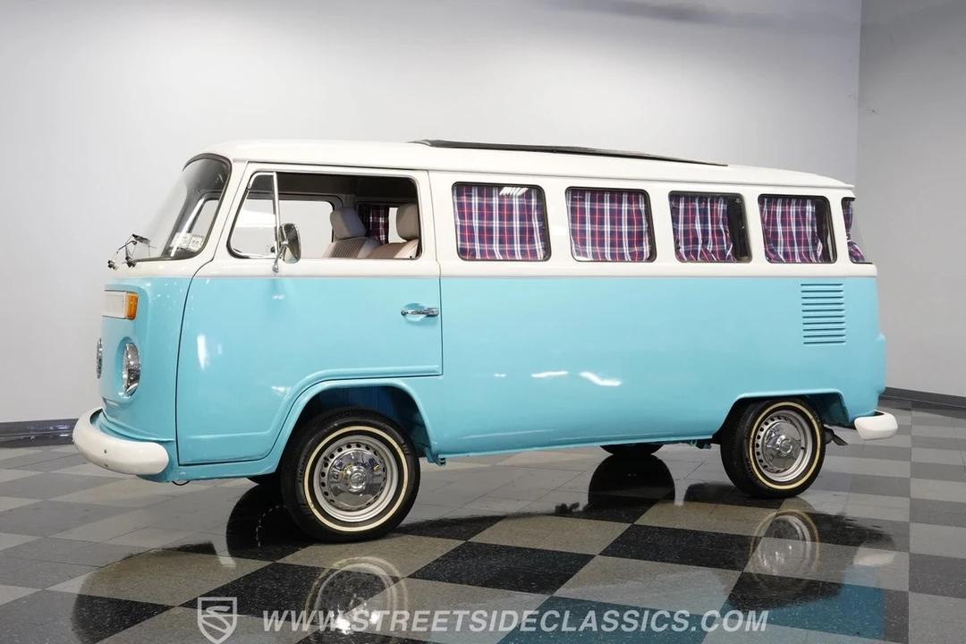 1994 Volkswagen Bay-Window Camper - Image 8 of 12