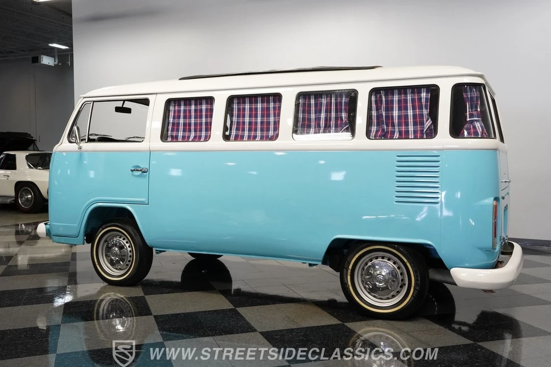 1994 Volkswagen Bay-Window Camper - Image 10 of 12