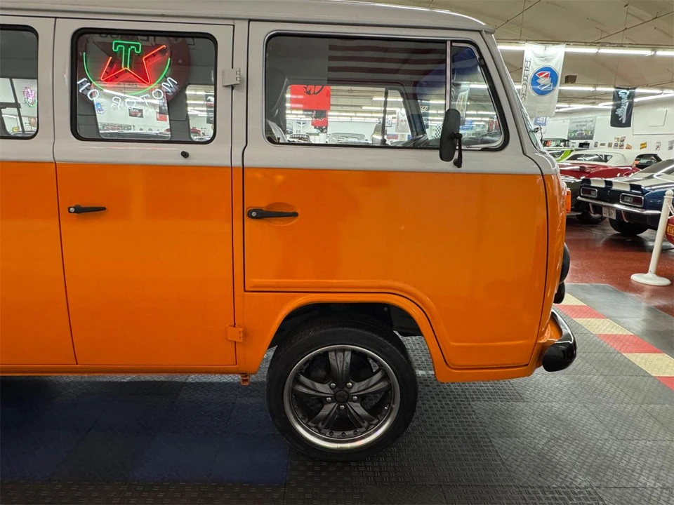 1994 Volkswagen Type 2 - Image 19 of 31