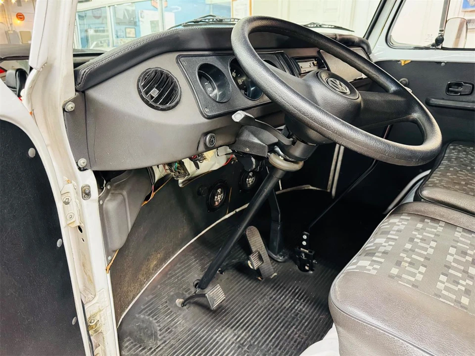 1994 Volkswagen Type 2 - Image 31 of 31
