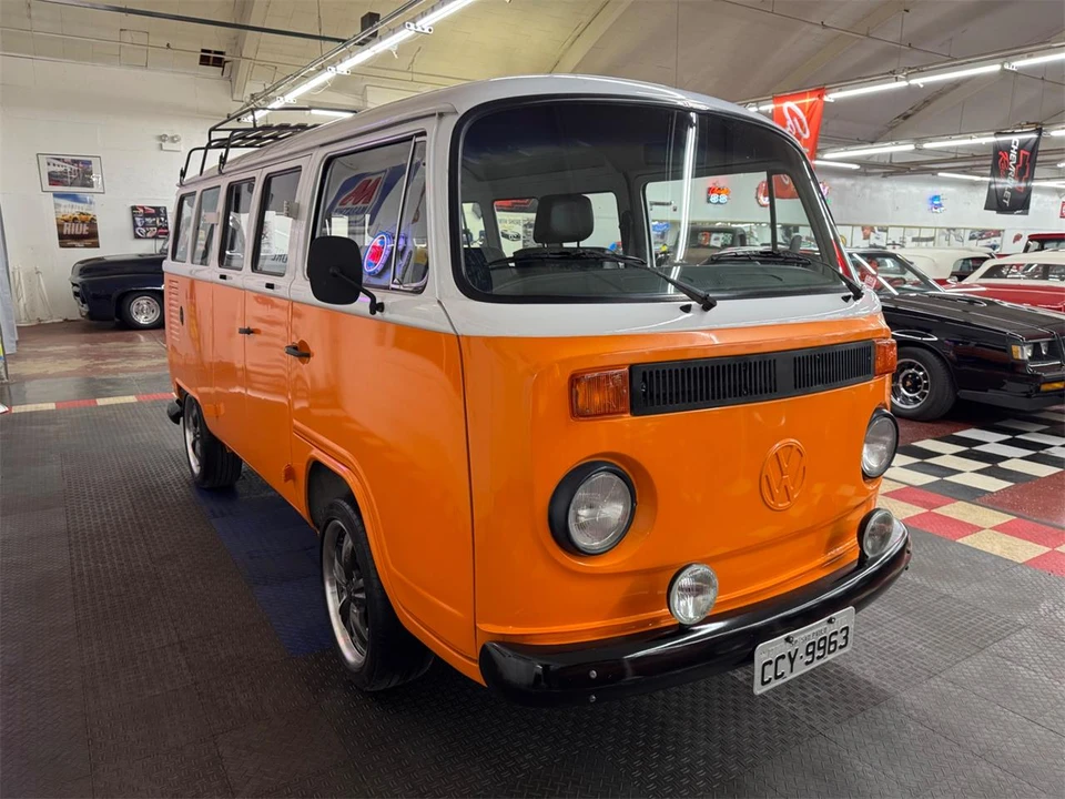 1994 Volkswagen Type 2 - Image 8 of 31