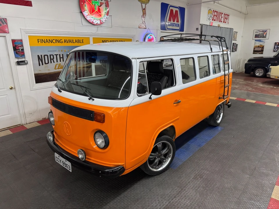 1994 Volkswagen Bay-Window Bus - Image 2 of 21