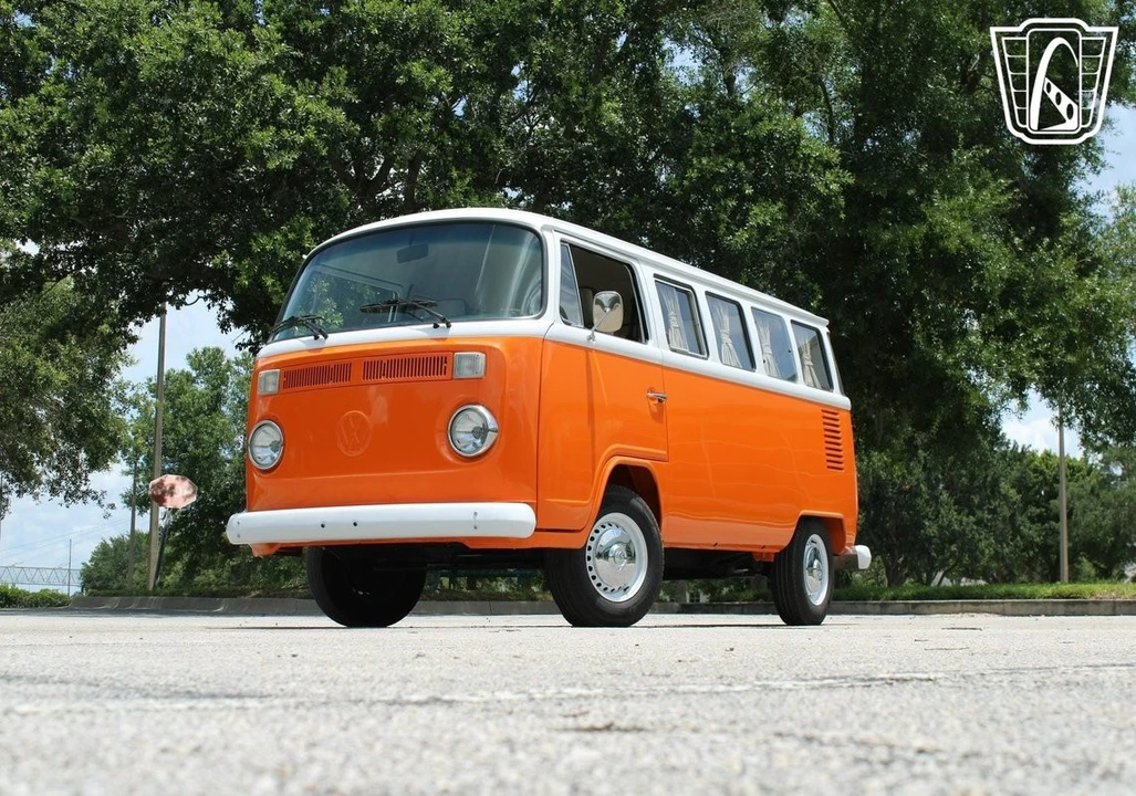 1994 Volkswagen Bay-Window Bus - Image 3 of 12