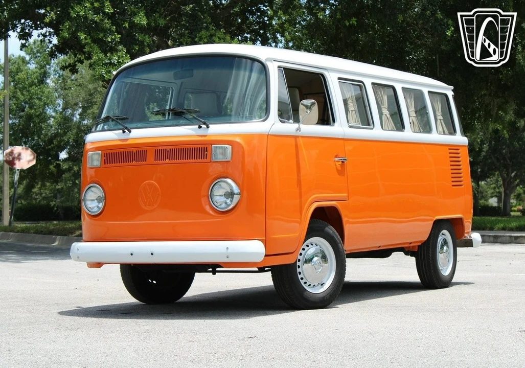1994 Volkswagen Bay-Window Bus - Image 6 of 12