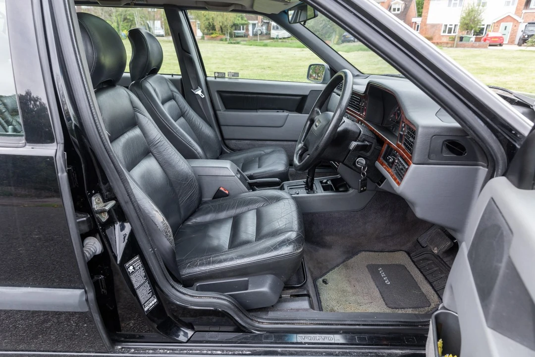 1994 Volvo 850 Turbo - Image 21 of 30