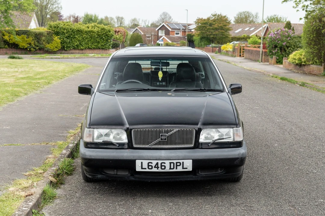 1994 Volvo 850 Turbo - Image 10 of 30