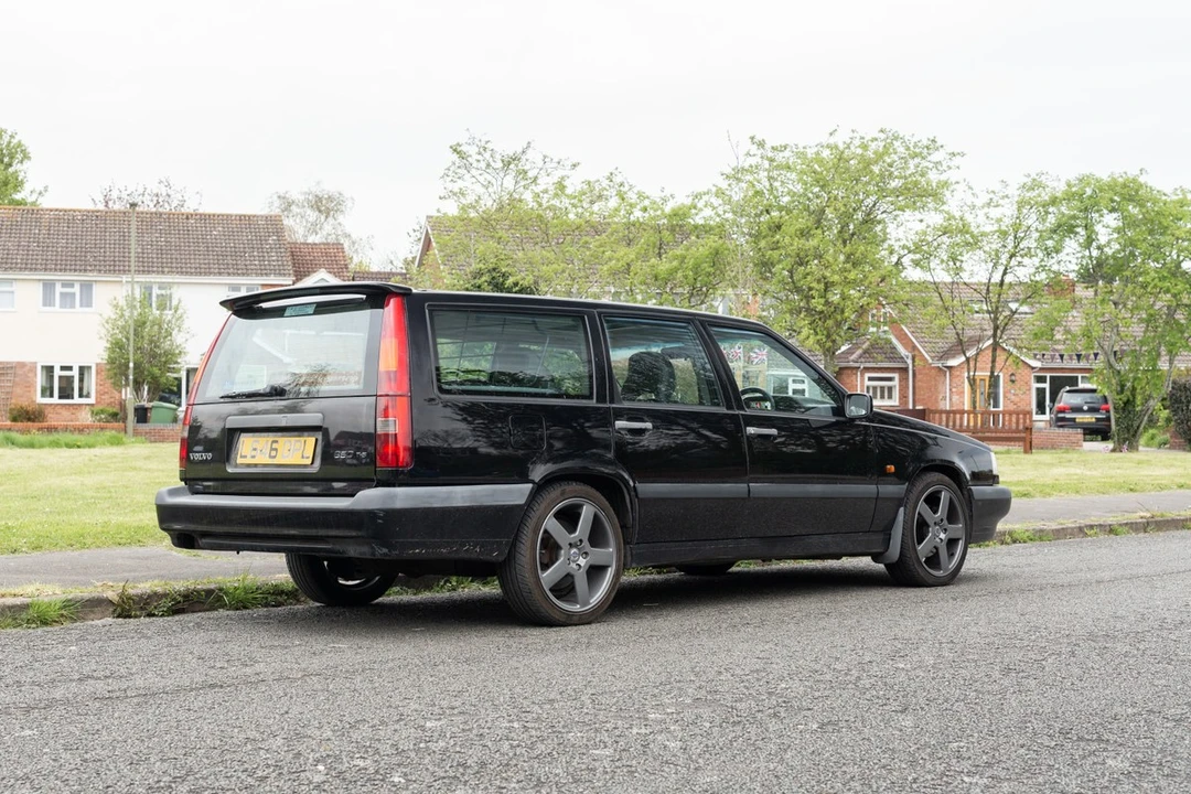 1994 Volvo 850 Turbo - Image 14 of 30