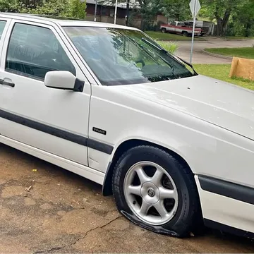 1994 Volvo 850 Turbo Sedan 4D