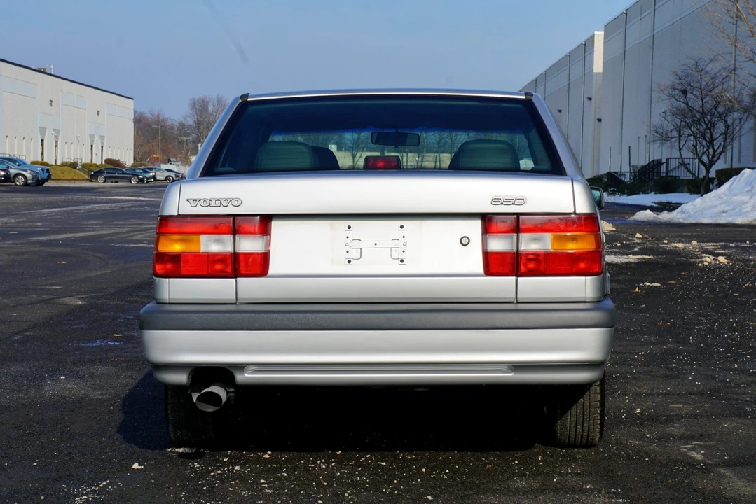 1994 Volvo 850 Turbo - Image 9 of 31