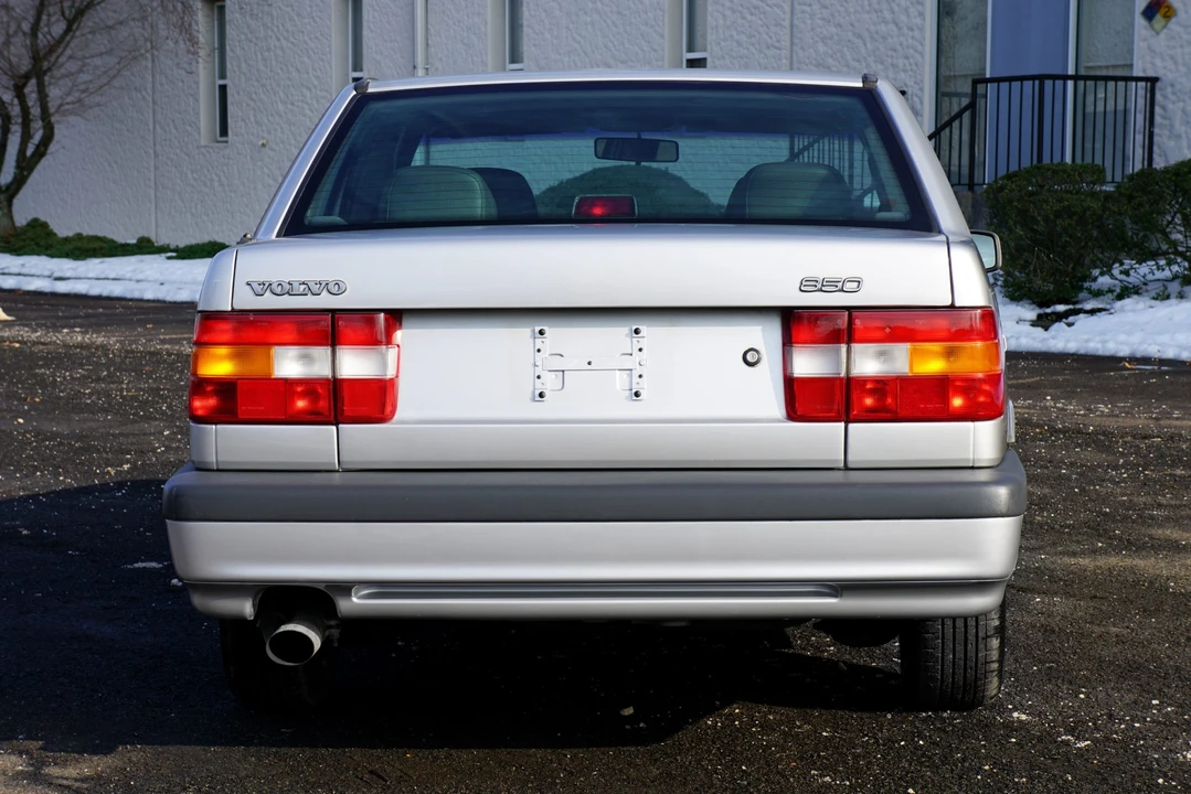 1994 Volvo 850 Turbo - Image 10 of 31