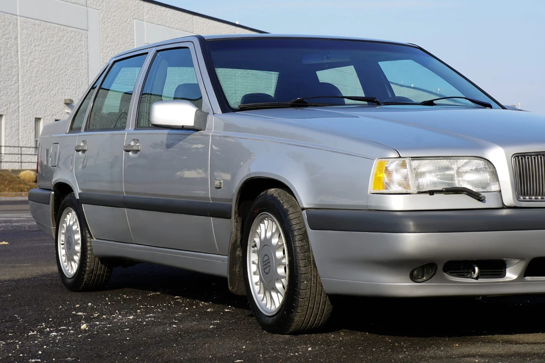 1994 Volvo 850 Turbo - Image 24 of 31
