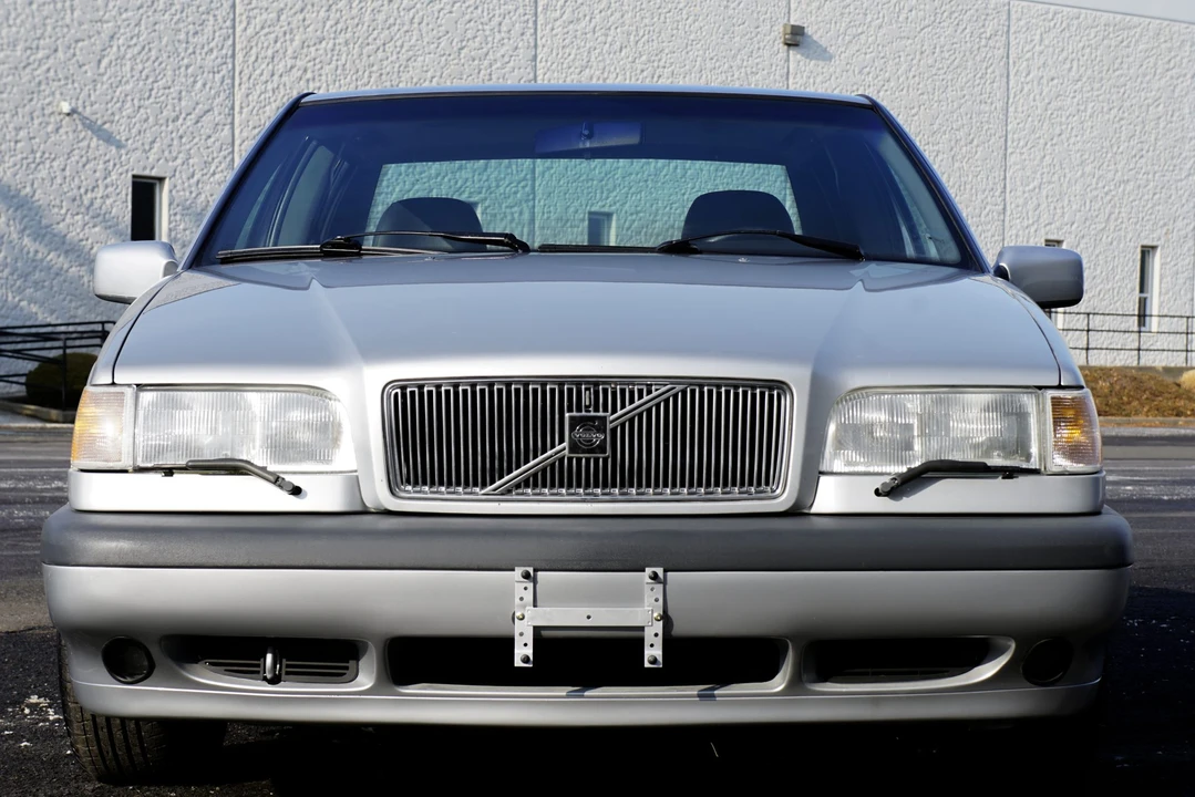 1994 Volvo 850 Turbo - Image 18 of 31