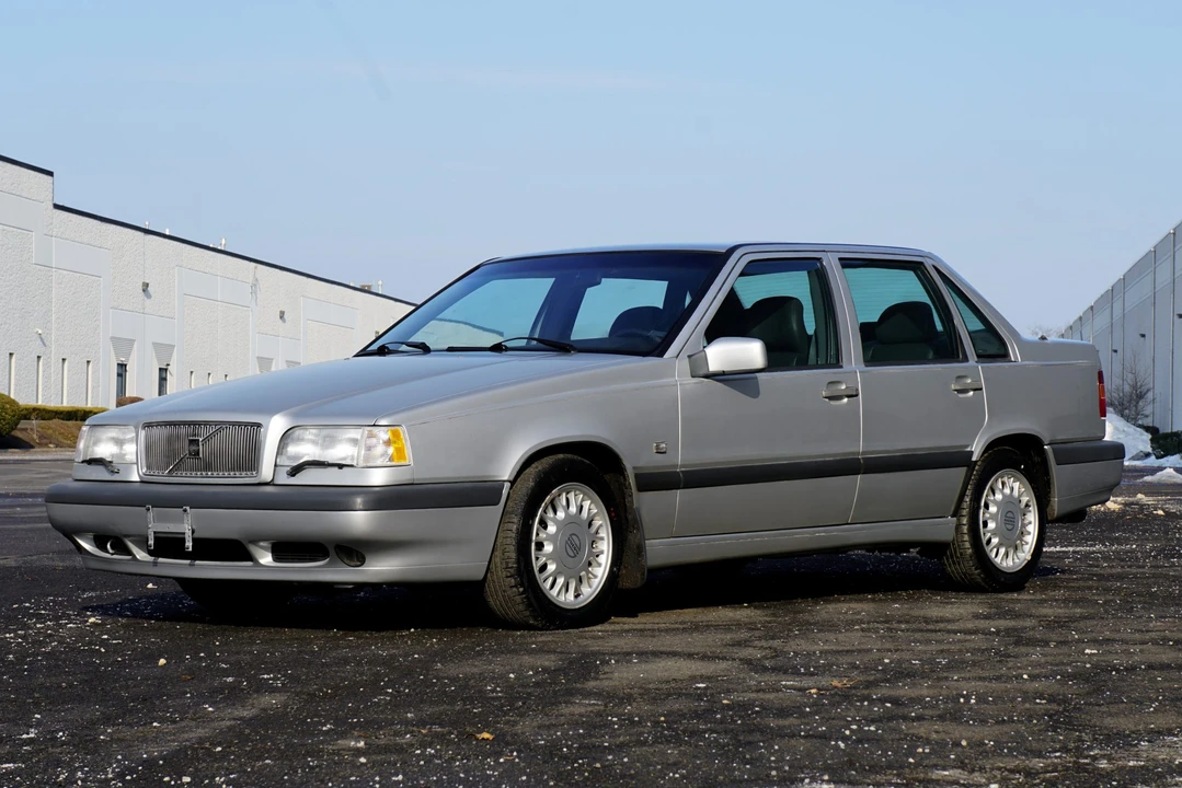 1994 Volvo 850 Turbo - Image 2 of 31